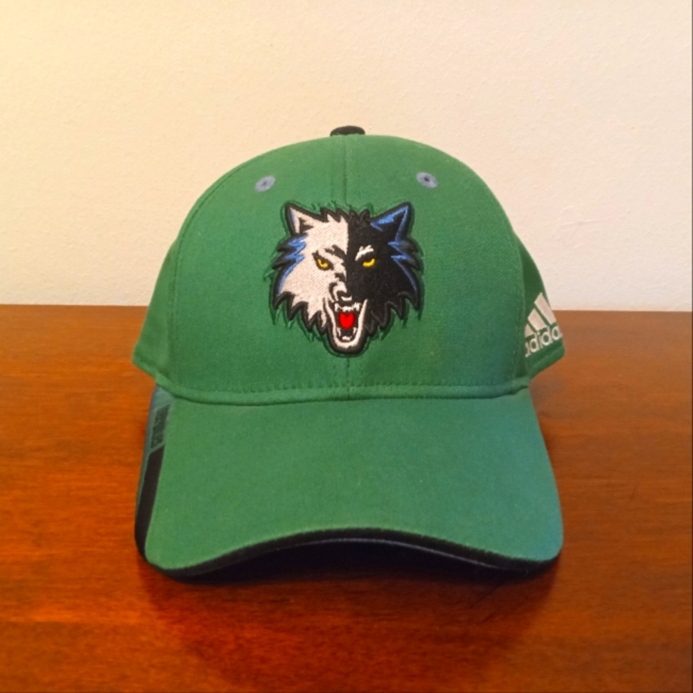NWT NOS Y2K Adidas Minnesota Timberwolves hat